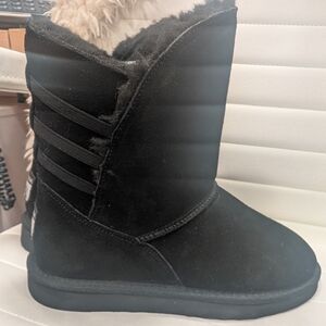 BearPaw Black Winter Boots